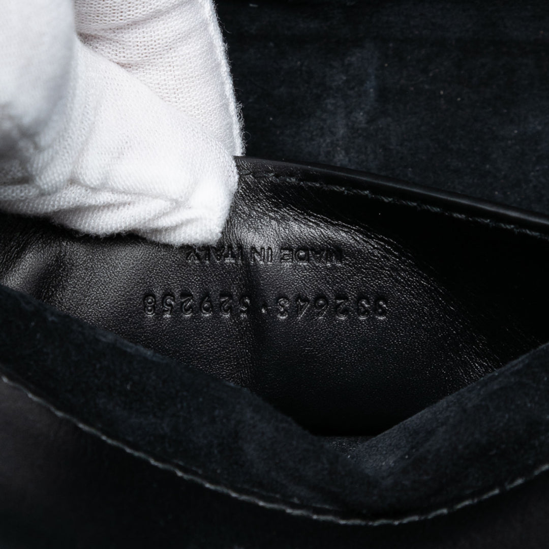 Saint Laurent Matelasse Diagonal Cuir de veau Monogram Cassandre Pochette