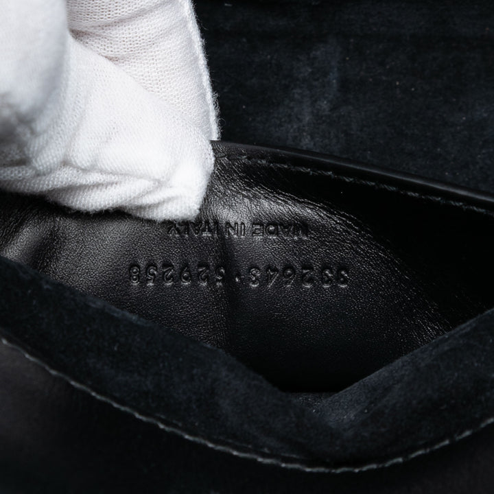 Saint Laurent Matelasse Diagonal Cuir de veau Monogram Cassandre Pochette