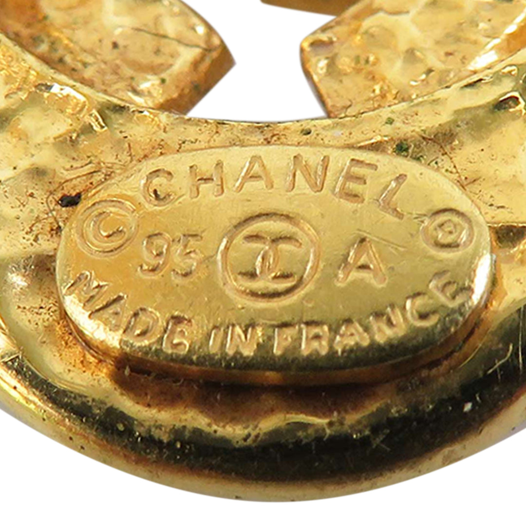 Chanel CC plaqué Logo Flower À clip Boucles d'oreilles Doré – vue 6 – GABY PARIS