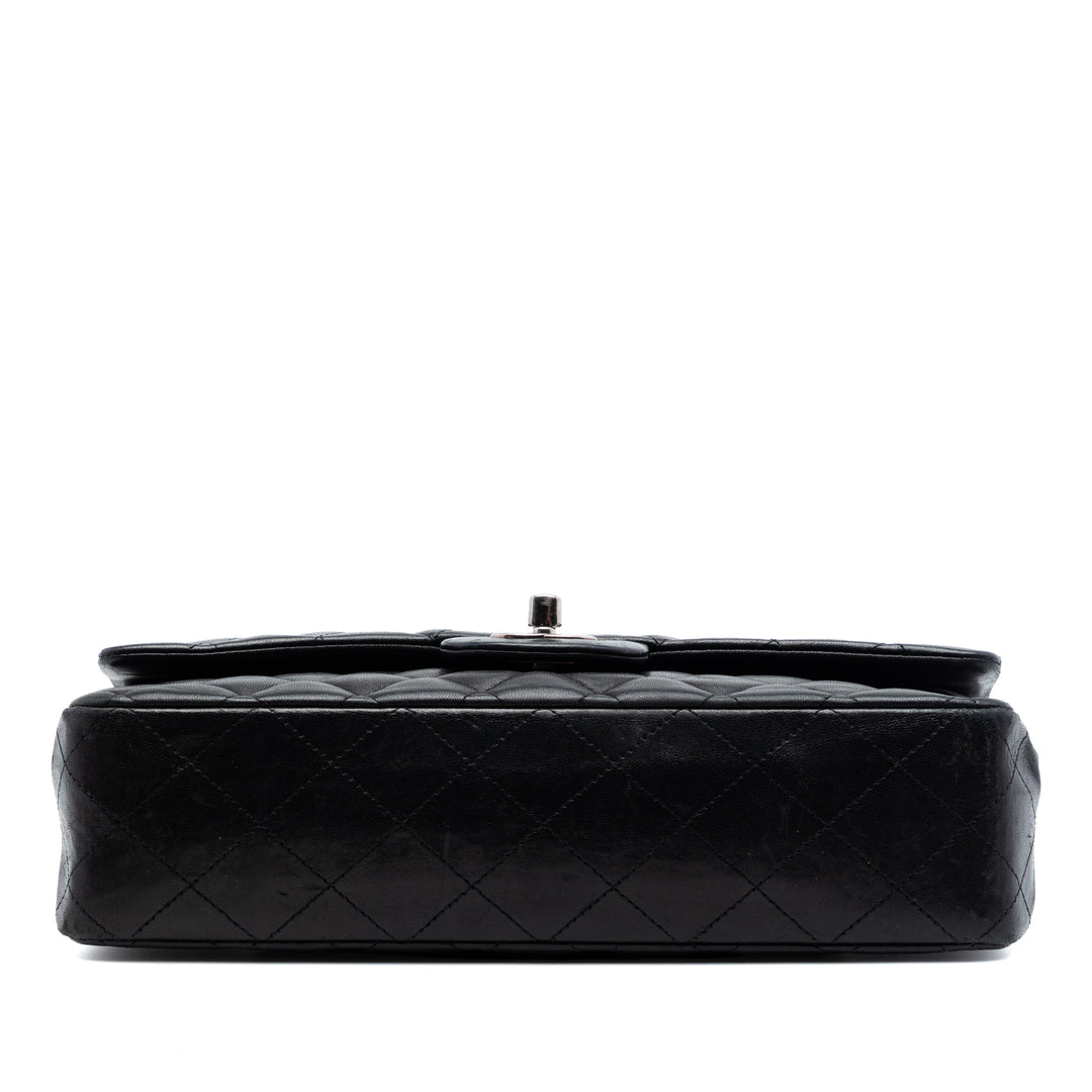 Chanel Medium Classic Cuir d’agneau Double rabat
