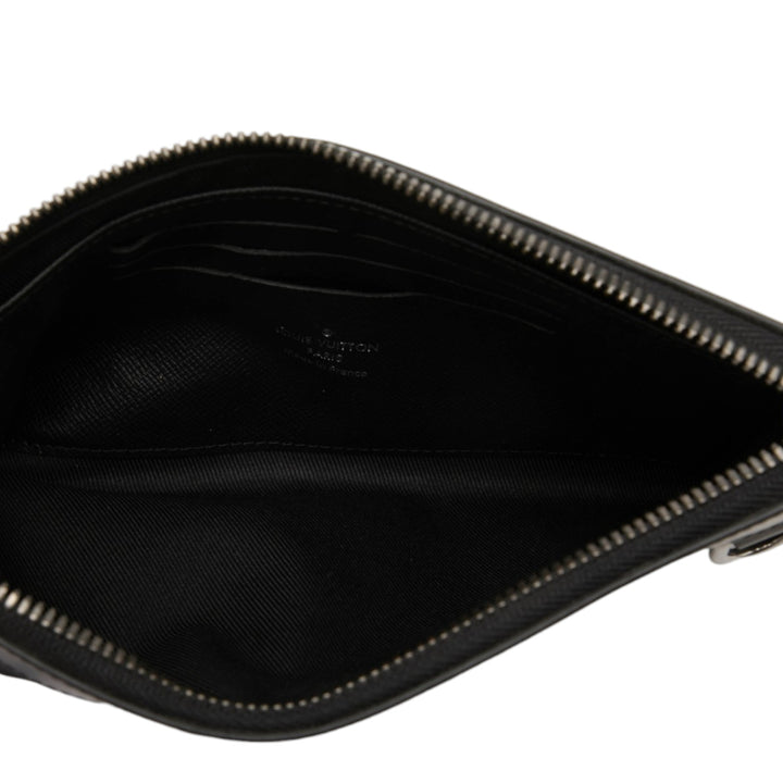 Louis Vuitton Pochette Discovery PM Monogram Eclipse Noir – vue 4 – GABY PARIS
