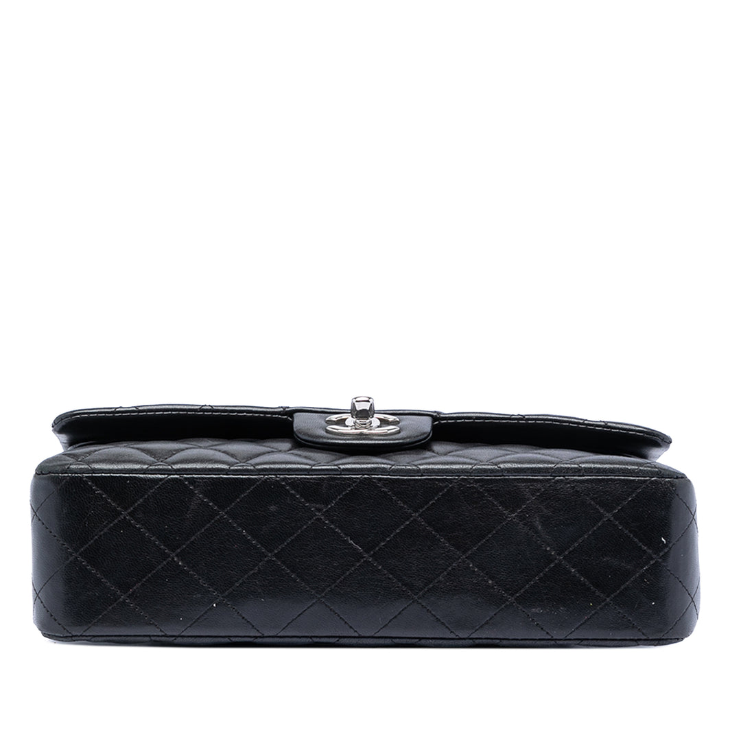 Chanel Medium Classic Cuir d’agneau Double rabat