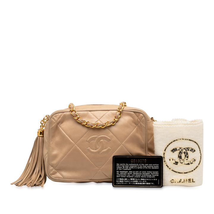 Chanel CC Quilted Cuir d’agneau Tassel Sac caméra Marron – GABY PARIS Authentique