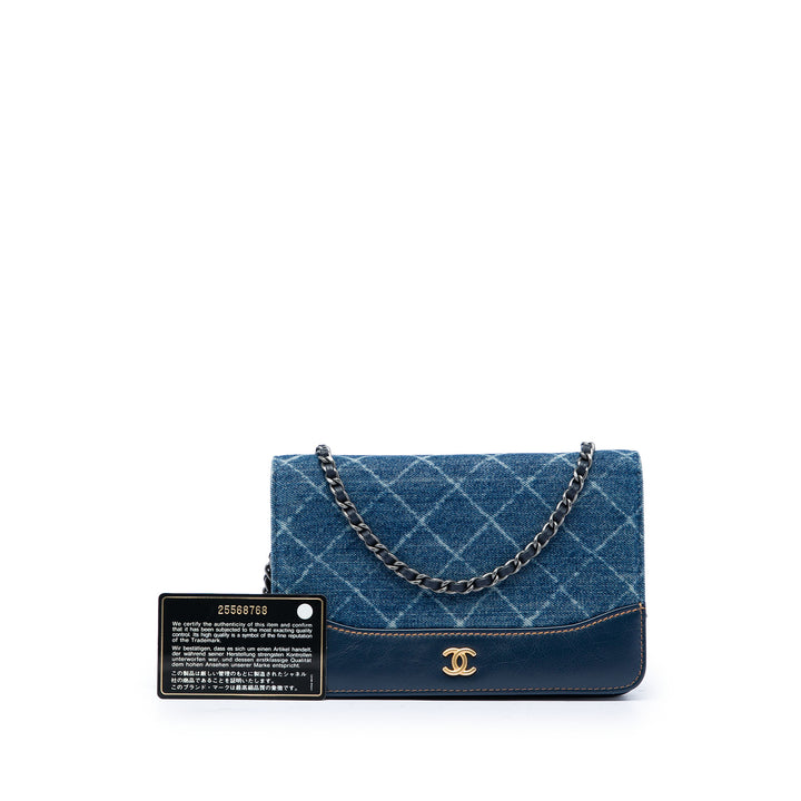 Chanel Printed Jean et Cuir de veau Gabrielle Wallet on Chain