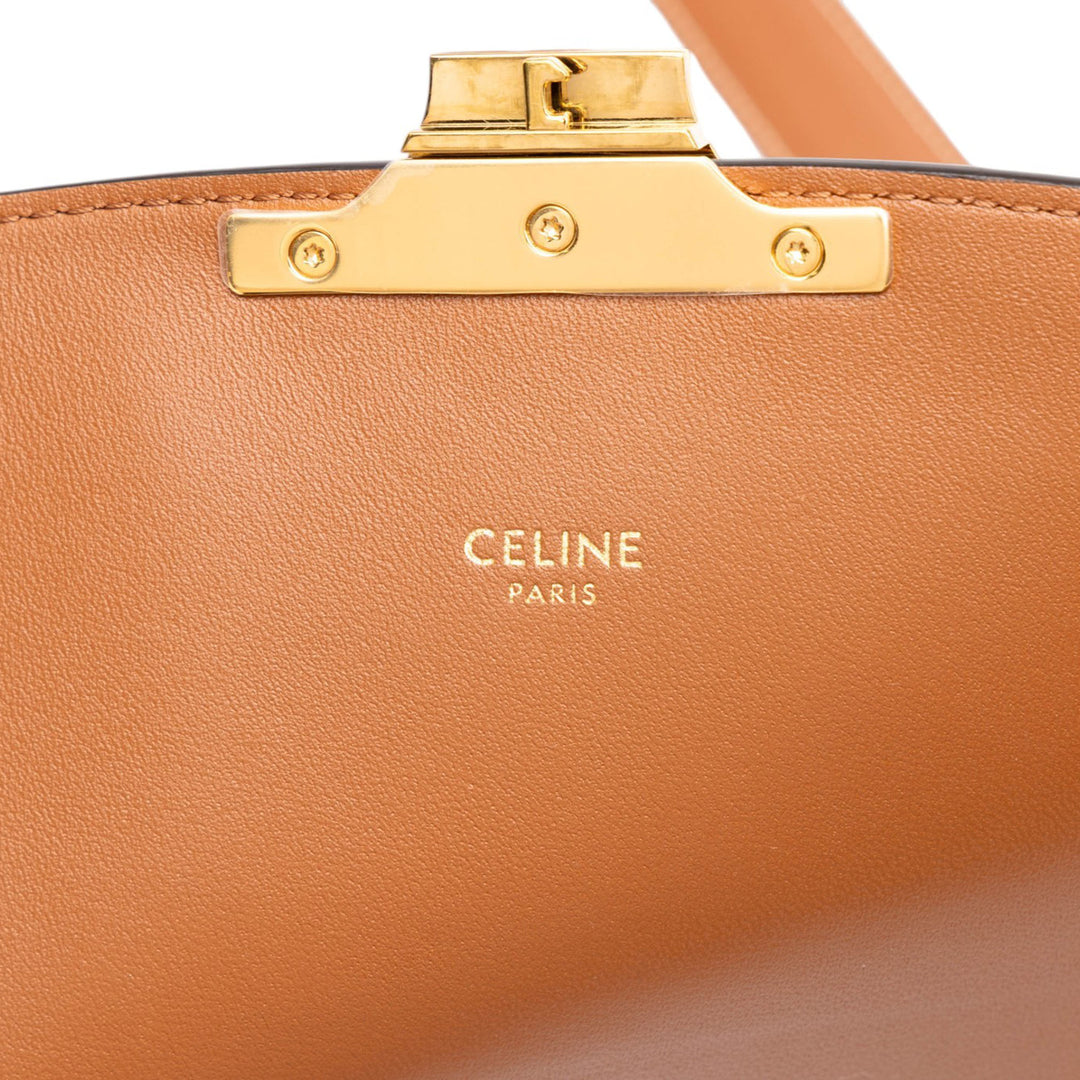 Celine Classique et Triomphe Sac Beige – vue 5 – GABY PARIS