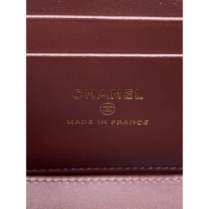 Chanel Matelassé Vanity avec chaîne Petit Cuir caviar Noir – vue 5 – GABY PARIS