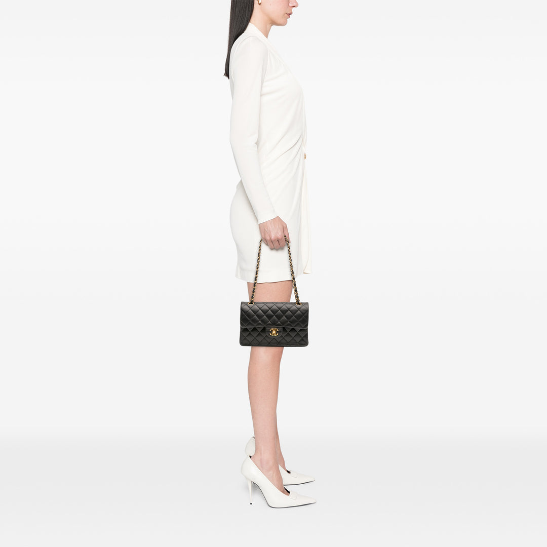 Chanel Small Classic Cuir d’agneau Double rabat Noir – GABY PARIS Authentique