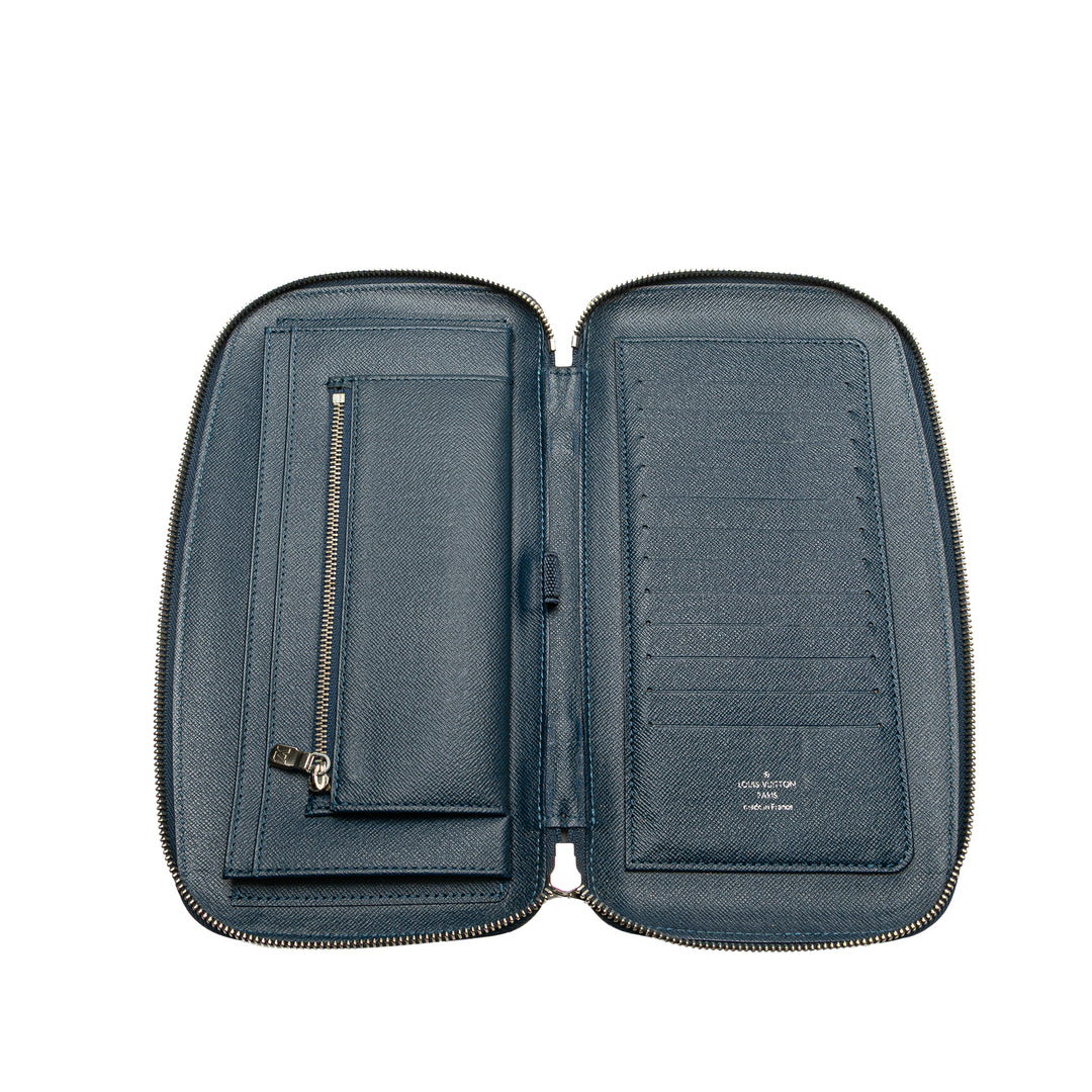 Louis Vuitton Taiga Atoll Organizer Bleu – GABY PARIS Authentique