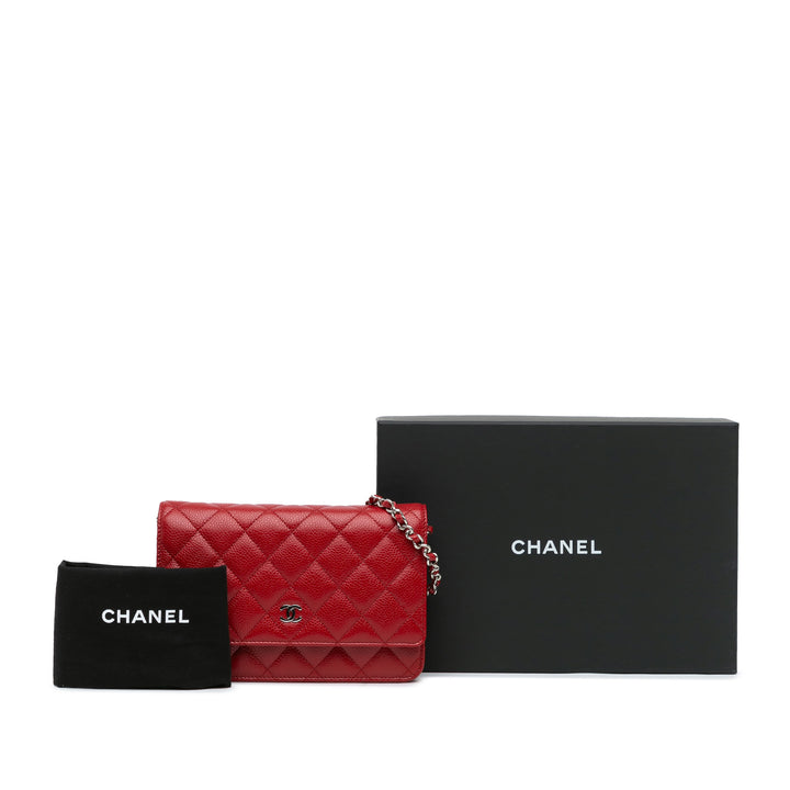 Classic Caviar Wallet on Chain Red - Gaby Paris