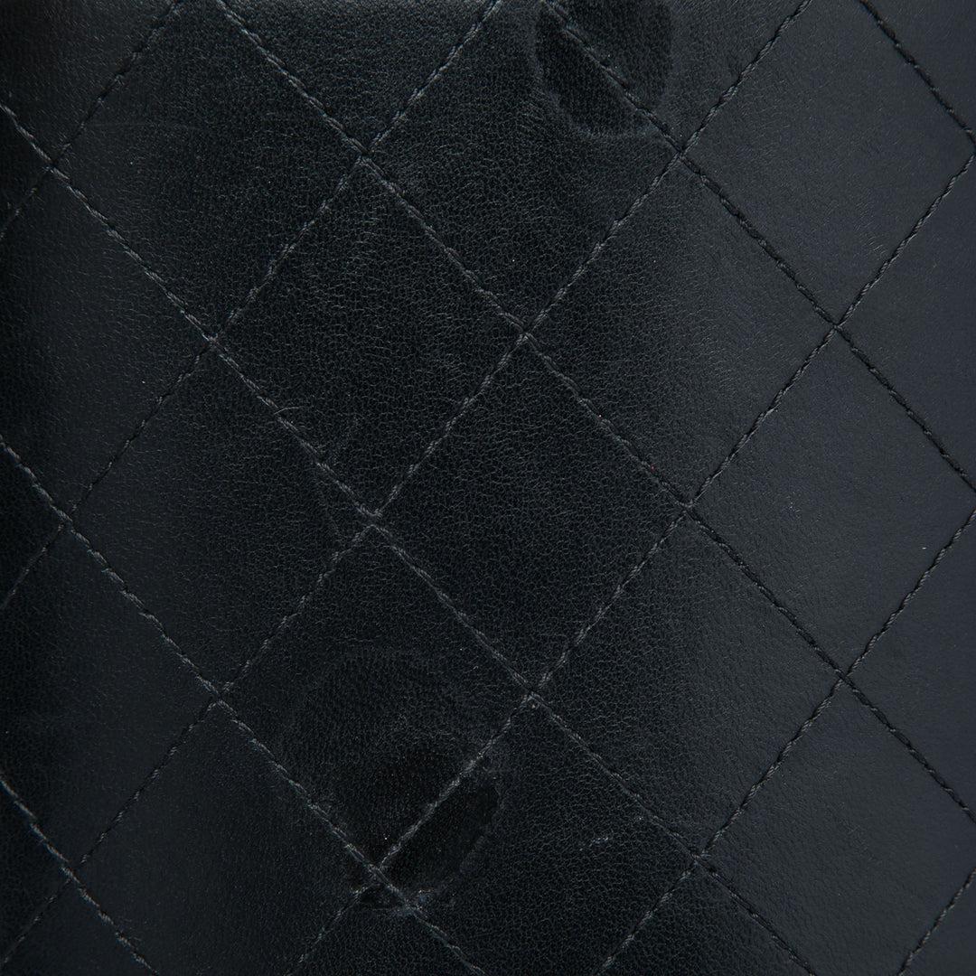 CC Matelassé Sac rond à chaîne Étui téléphone Cuir d'agneau Noir