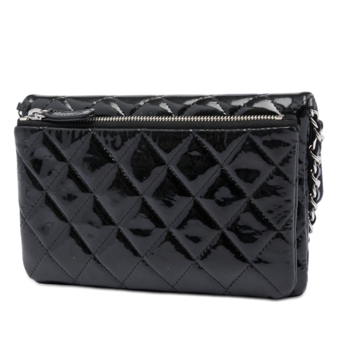 Chanel CC Matelassé Cuir verni à rabat Sac porté croisé