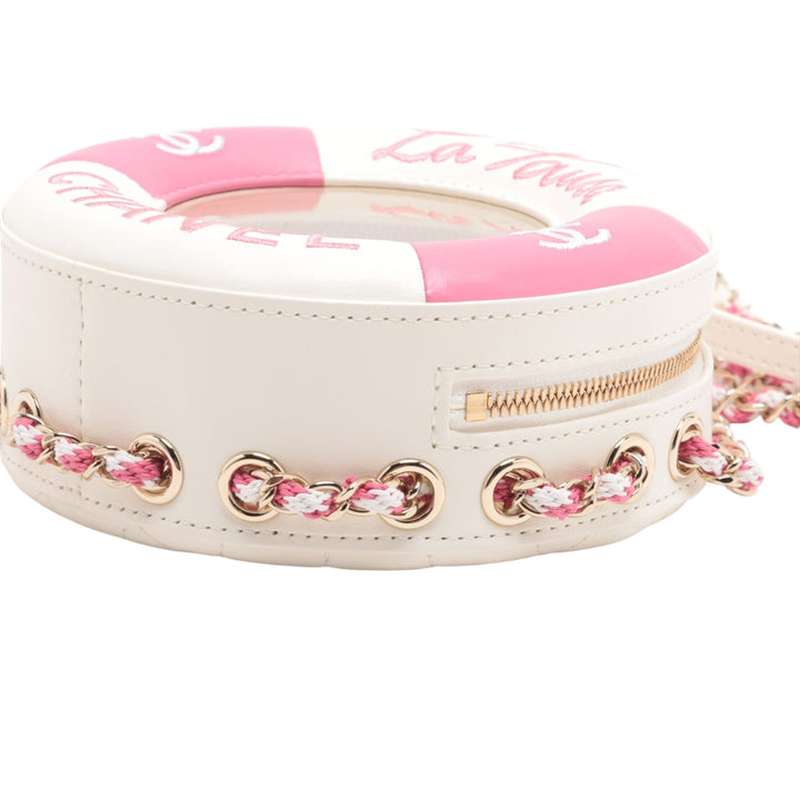 Chanel Cuir d’agneau La Pausa Coco Lifesaver Round Bag Blanc – GABY PARIS Authentique