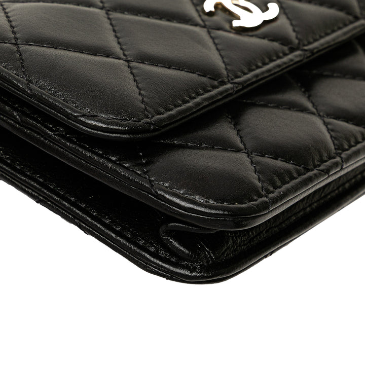 Quilted Calfskin Maxi Pearls Clutch With Chain Black - Gaby Paris