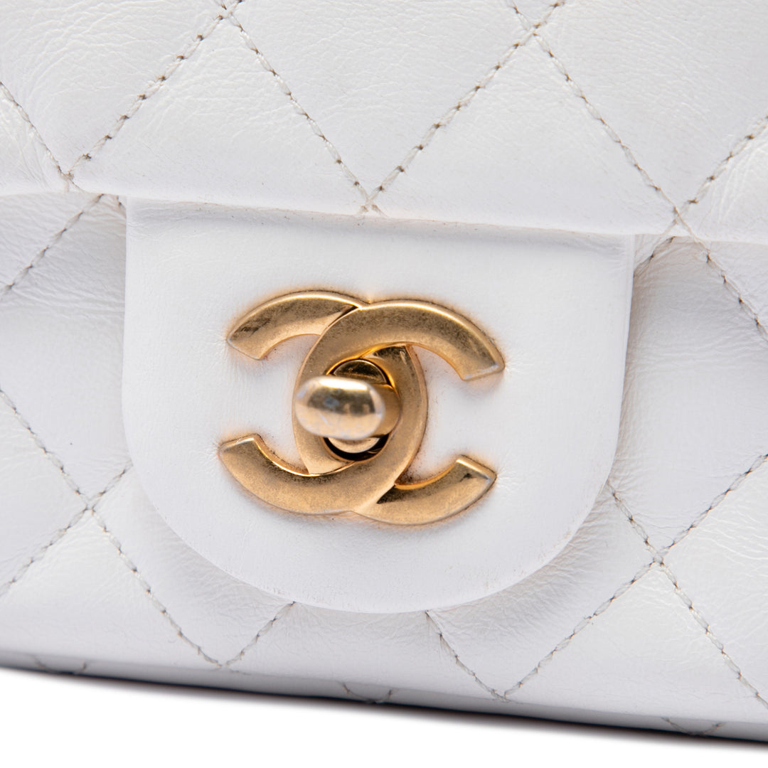 Chanel Mini Square Cuir d’agneau Romance Simple rabat