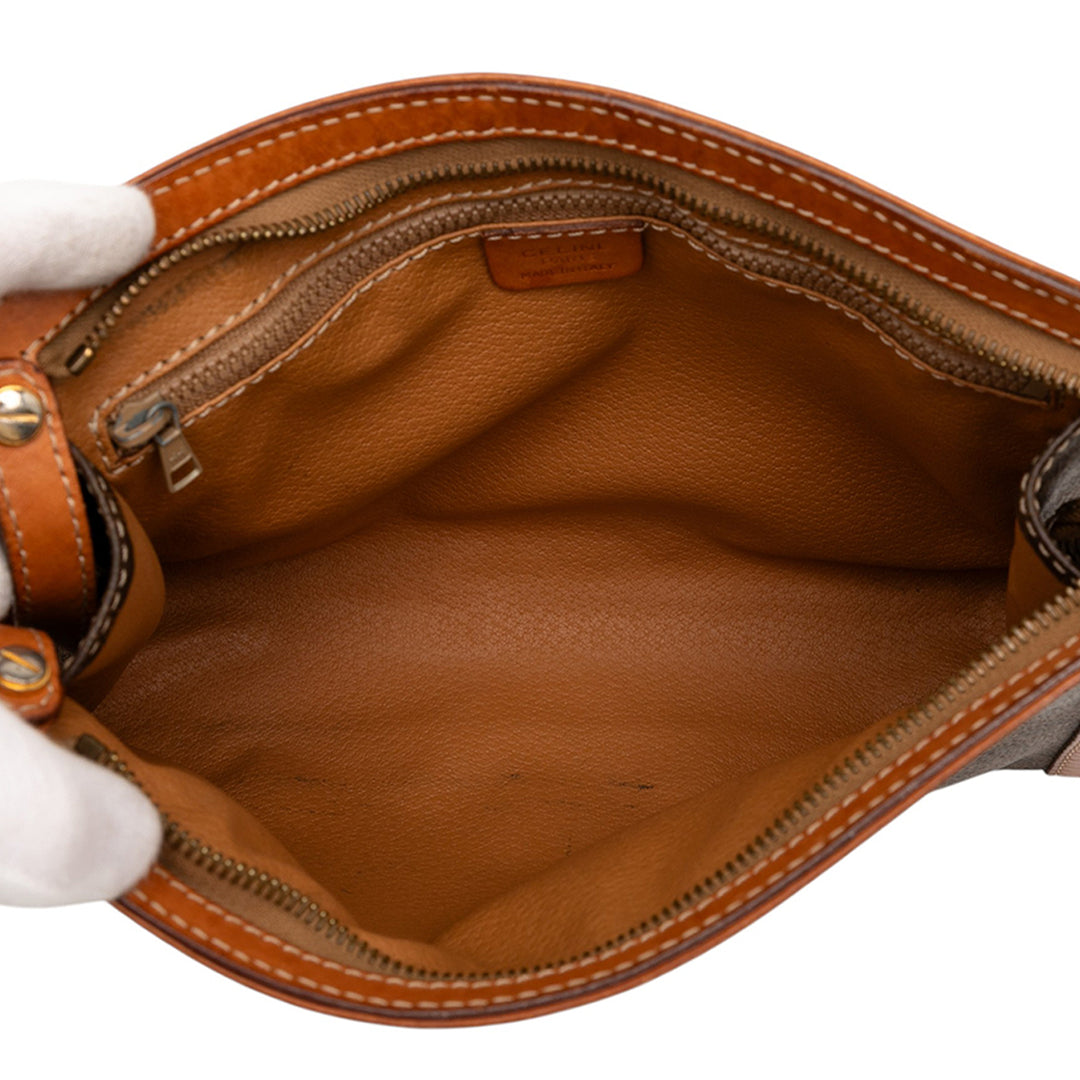 Celine Macadam Coated Toile Pochette Marron – GABY PARIS Authentique