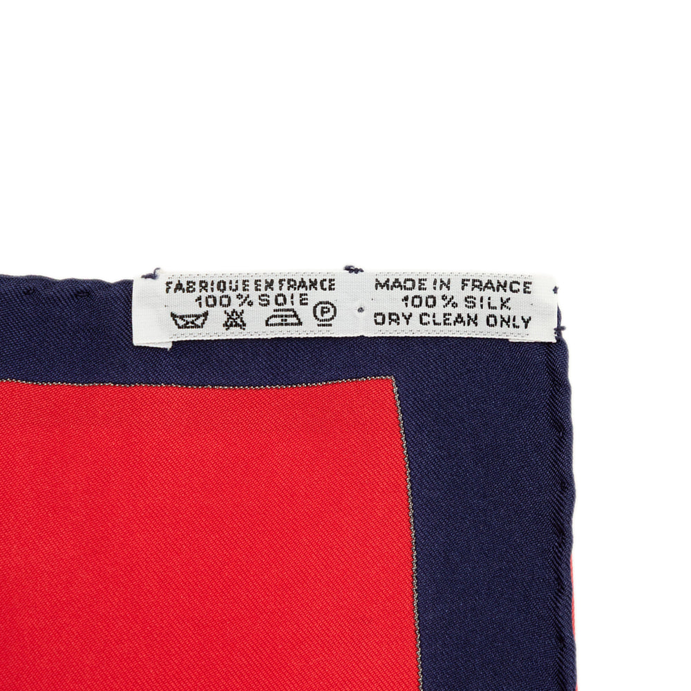 Hermès Carré Parures des Sables 90 Bleu – vue 2 – GABY PARIS