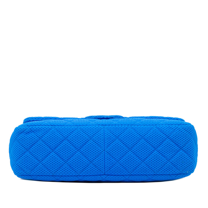 Chanel Classic perforé Jersey Rabat simple Jumbo Bleu – vue 3 – GABY PARIS