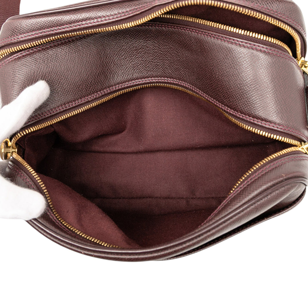 Louis Vuitton Taiga Reporter PM