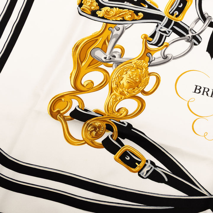 Hermès Brides de Gala Soie Foulard Blanc – GABY PARIS Authentique