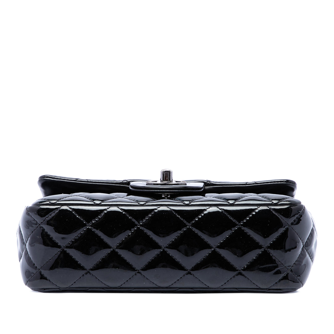 Chanel Mini Rectangular Classic Cuir verni Simple rabat