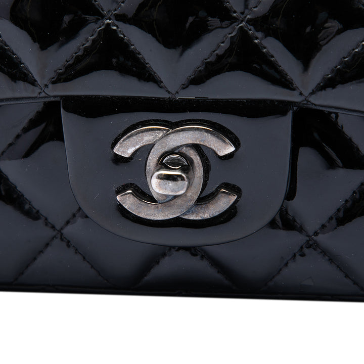 Chanel Mini Rectangular Classic Cuir verni Simple rabat