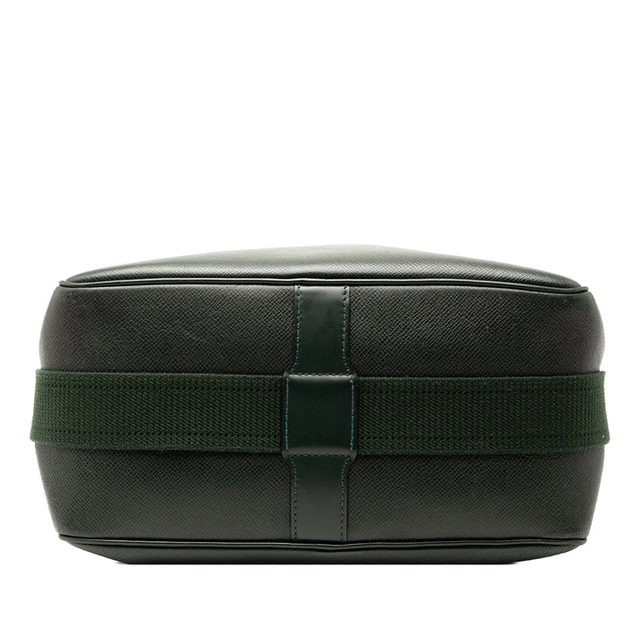 Louis Vuitton Taiga Reporter PM