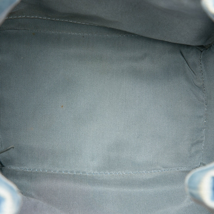 Chanel Matelassé Urban Spirit Sac seau Jean Bleu – vue 4 – GABY PARIS