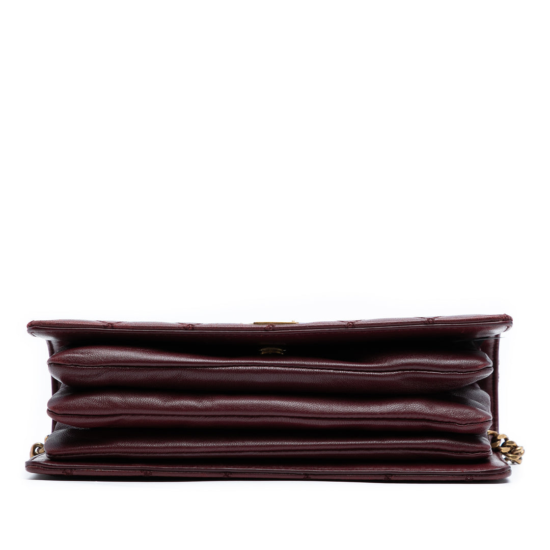 Saint Laurent Diamond Matelassé Cuir d’agneau Angie Chain Bag