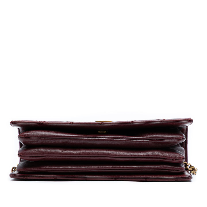 Saint Laurent Diamond Matelassé Cuir d’agneau Angie Chain Bag