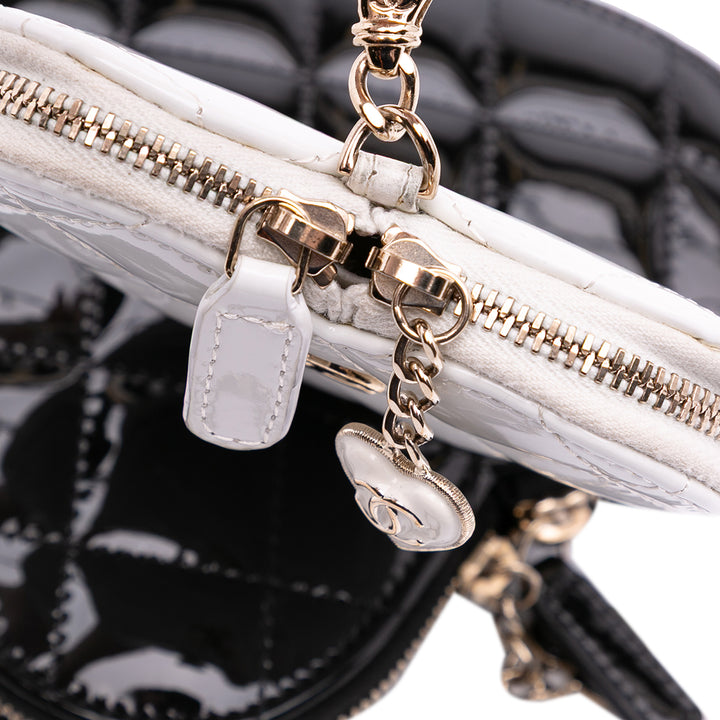 Quilted Patent Calfskin CC Heart Clutch With Chain Black - Gaby Paris