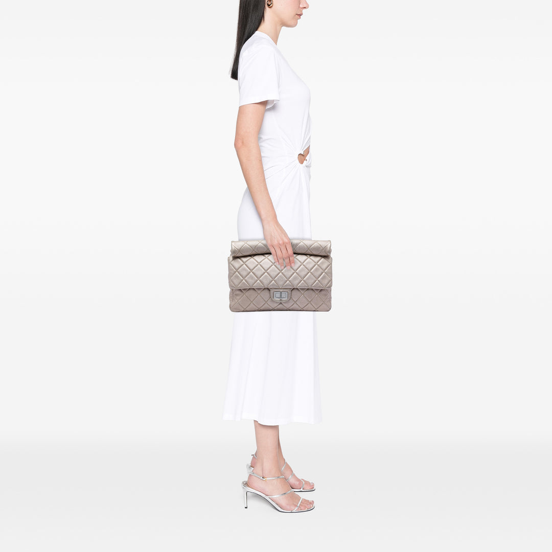 Matelassé Irisé Reissue 2.55 Roll Pochette Grand Cuir de veau Doré