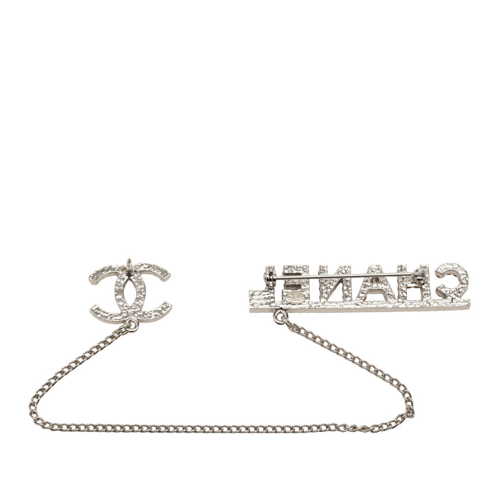 Chanel CC Brass Strass Pin Broche avec chaîne