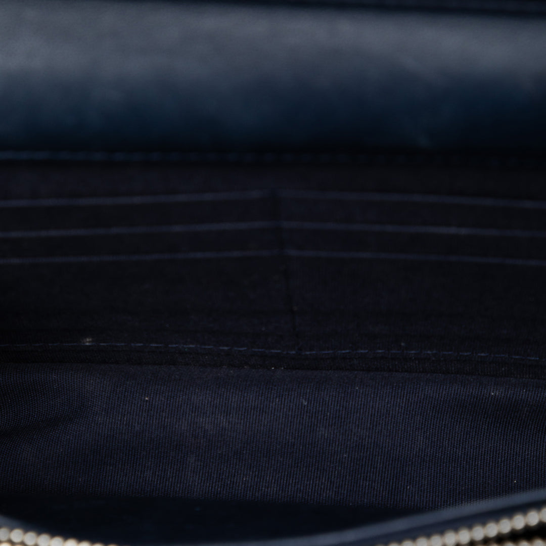 Chanel Matelassé Cuir d’agneau Golden Class Wallet on Chain