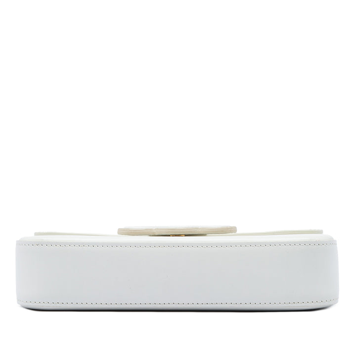 Celine Triomphe Chaîne Sac Cuir de veau Blanc – vue 3 – GABY PARIS