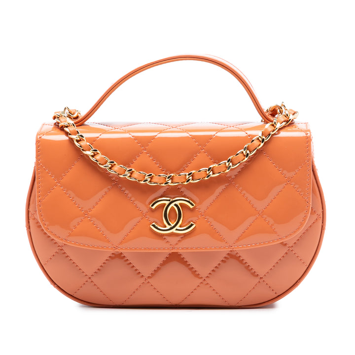 Chanel CC Matelassé Cuir verni anse supérieure Phone Holder avec chaîne