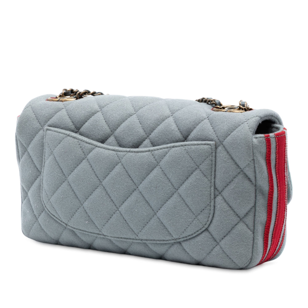 Chanel Paris Salzburg Medium Matelassé Felt CC Œillets à rabat – GABY PARIS Authentique