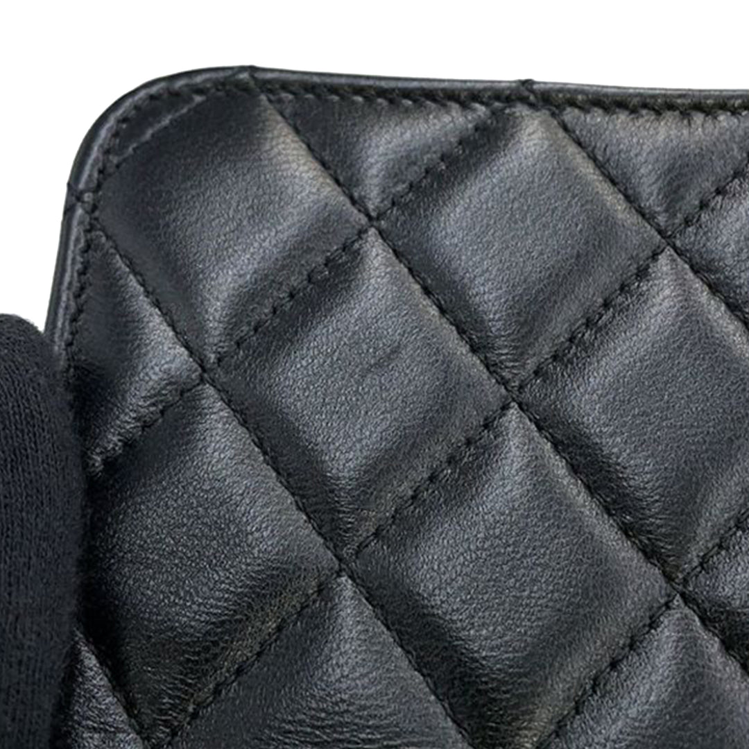 Chanel CC Matelassé Cuir d’agneau anse supérieure à rabat Coin Purse avec chaîne