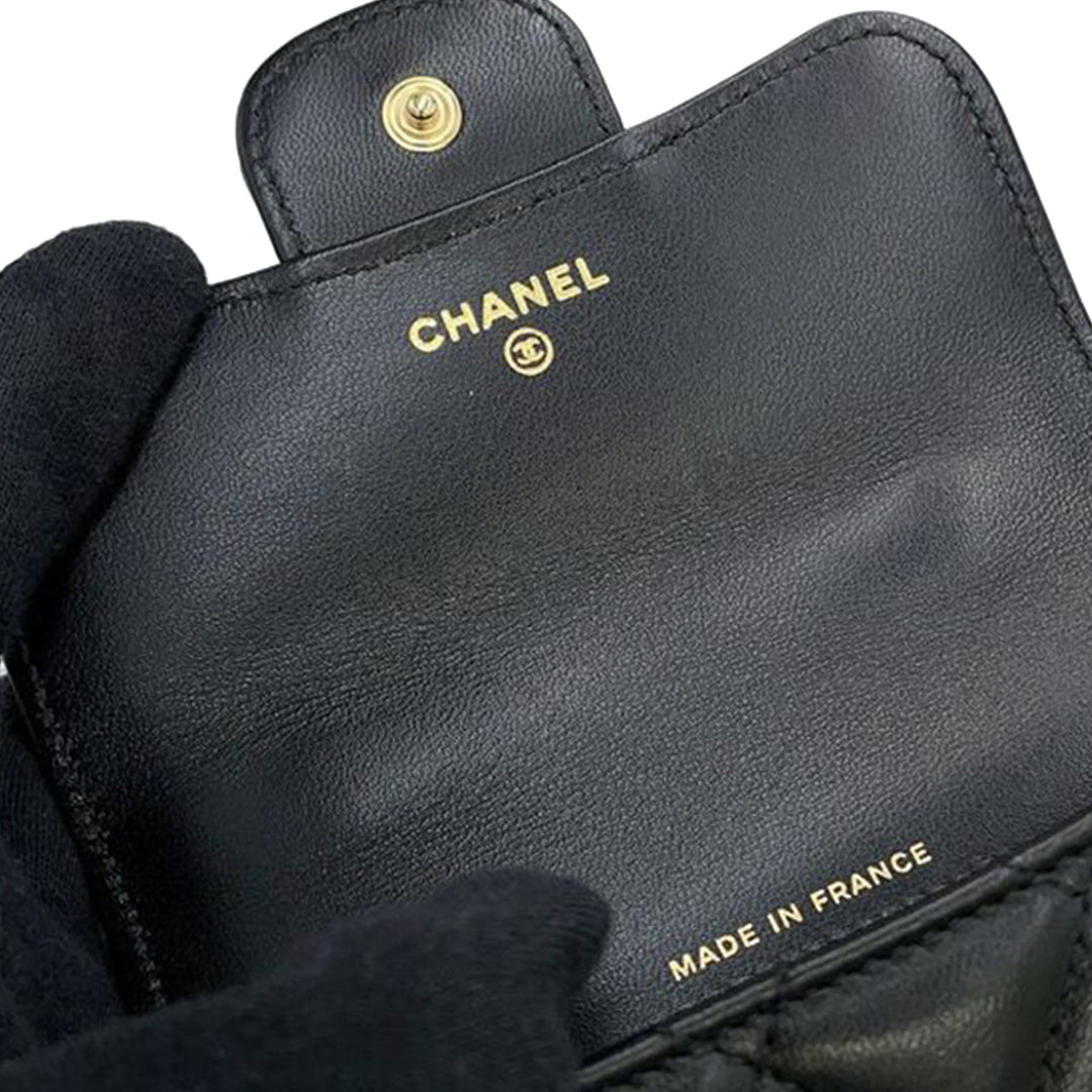 Chanel CC Matelassé Cuir d’agneau anse supérieure à rabat Coin Purse avec chaîne