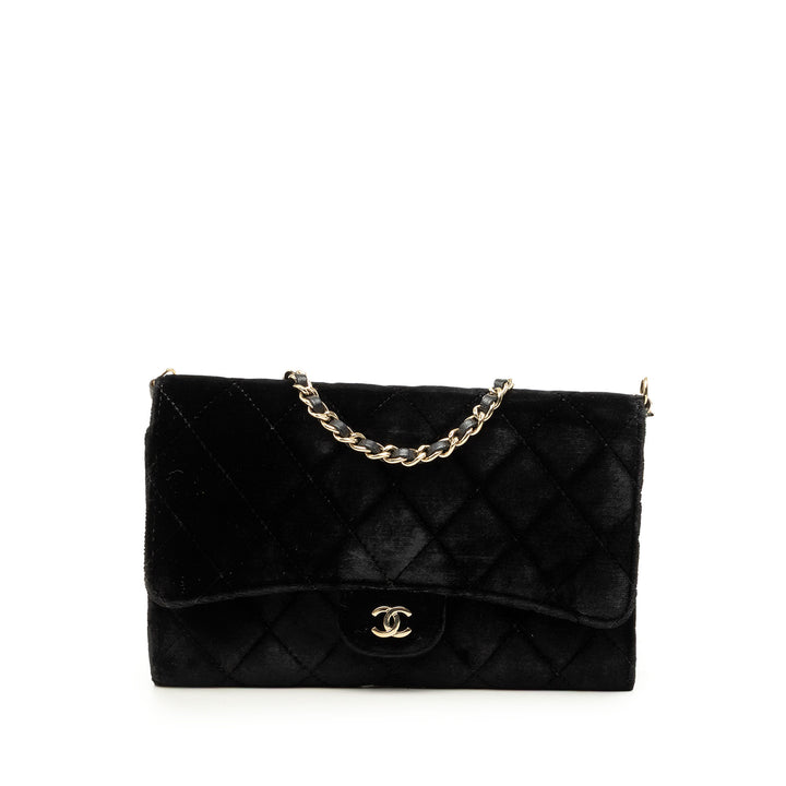 Chanel CC Matelassé Portefeuille on Removable Chaîne Noir – vue principale – GABY PARIS