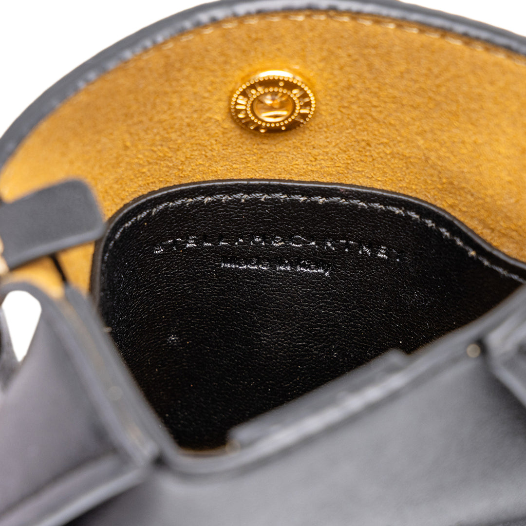 Stella McCartney Sac bandoulière Faux perforé Logo Micro Noir – vue 5 – GABY PARIS