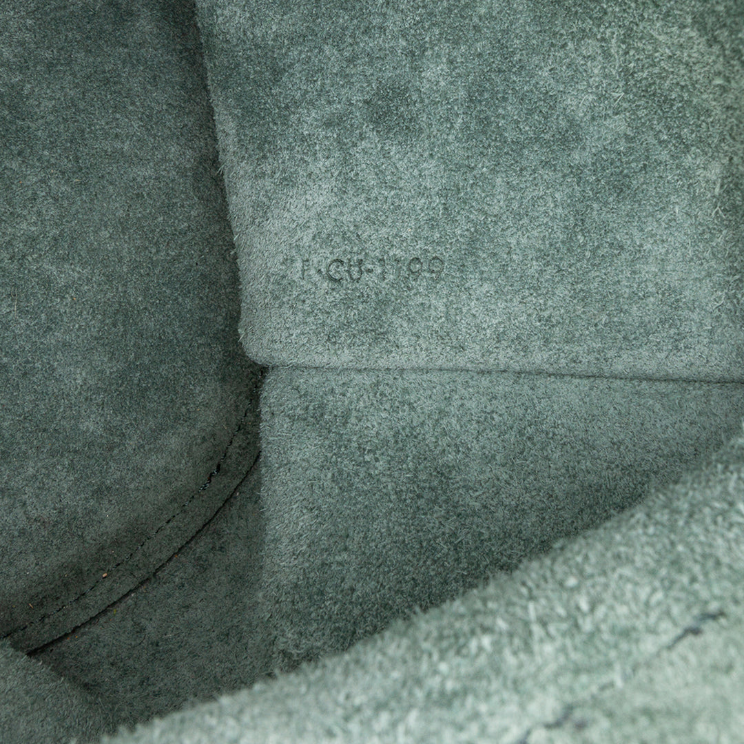 Celine Nano Cuir Big Bucket Bag Vert – GABY PARIS Authentique