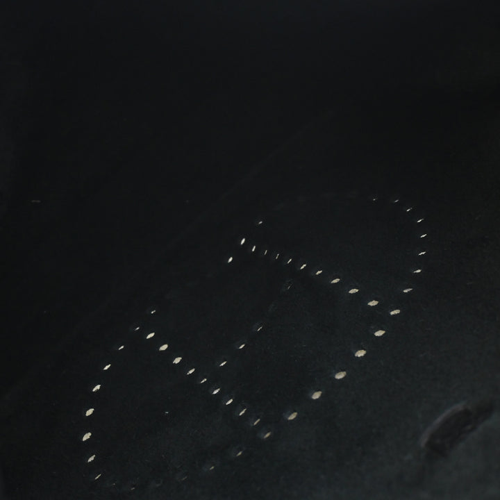 Evelyne III 29 Clémence Noir
