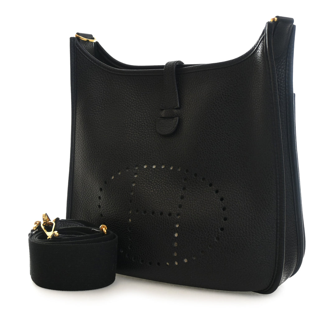 Evelyne III 29 Clémence Noir