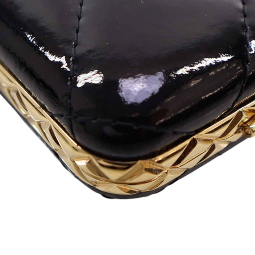 Chanel Small Glazed Goatskin Boîte With Chain Noir – GABY PARIS Authentique