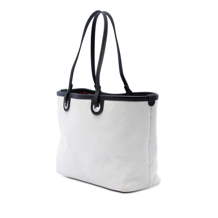 Chanel Matelassé Cabas Fever Cabas Cuir caviar