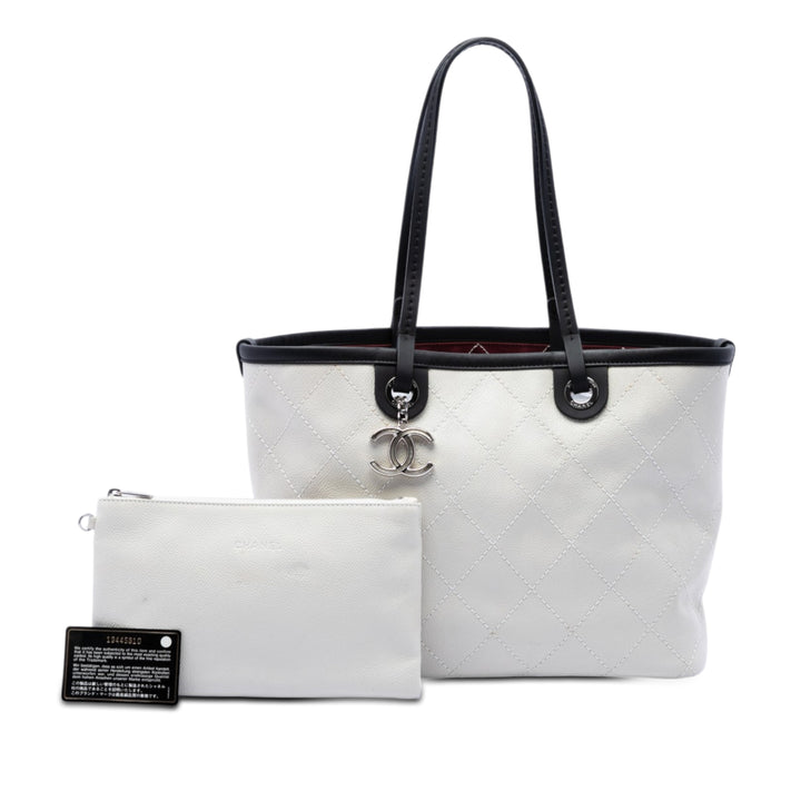 Chanel Matelassé Cabas Fever Cabas Cuir caviar