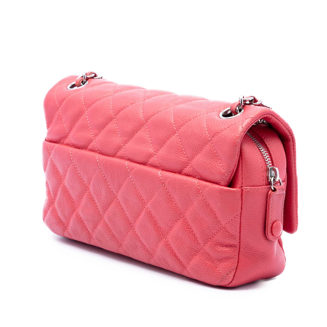 Matelassé Easy à rabat Moyen Cuir caviar Rose