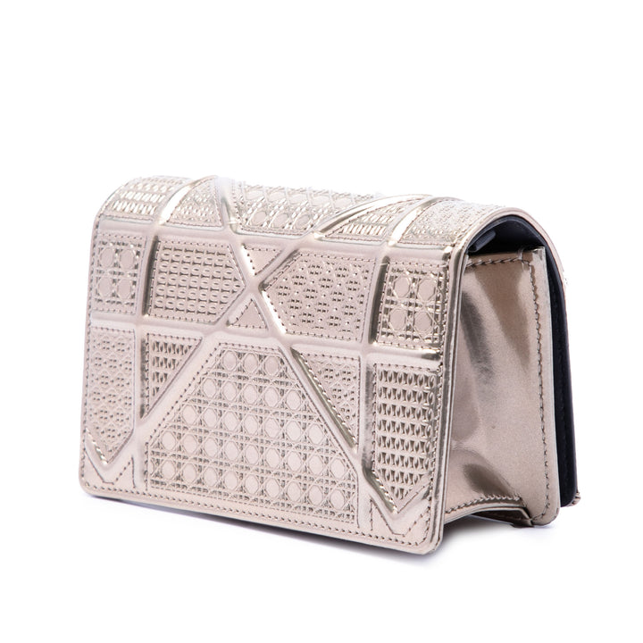 Dior Metallic Cuir verni Microcannage Diorama Wallet on Chain
