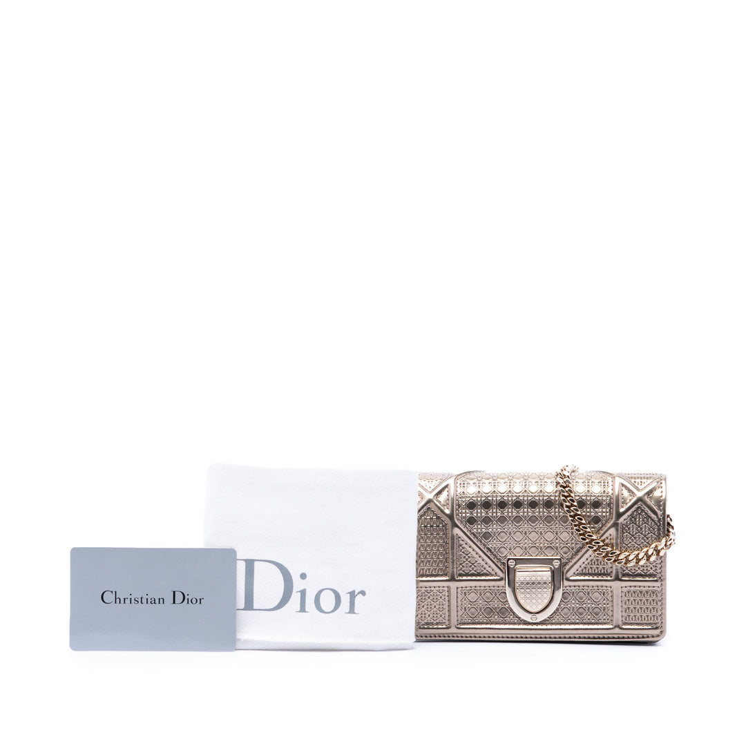 Dior Metallic Cuir verni Microcannage Diorama Wallet on Chain