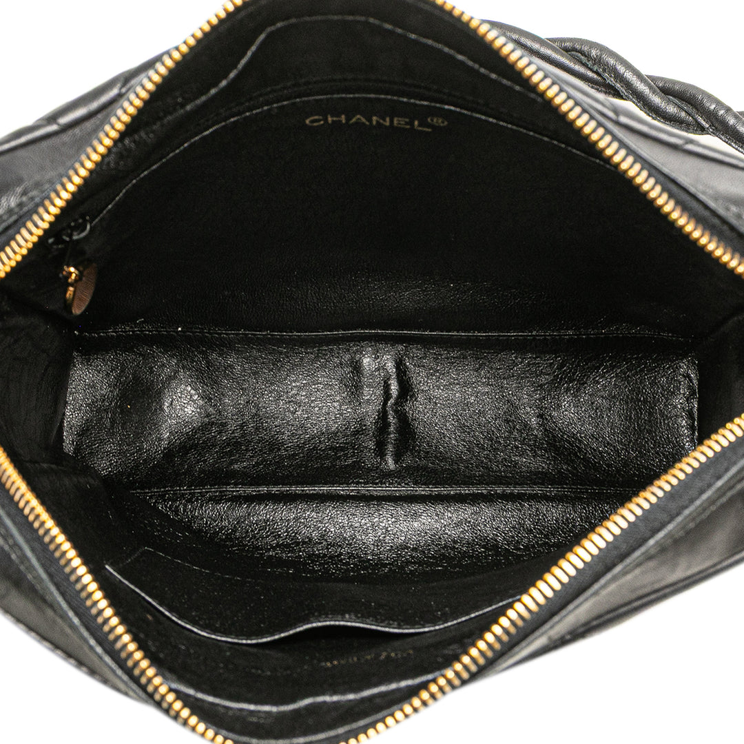 Chanel CC Quilted Cuir d’agneau Twisted Strap Sac porté croisé Noir